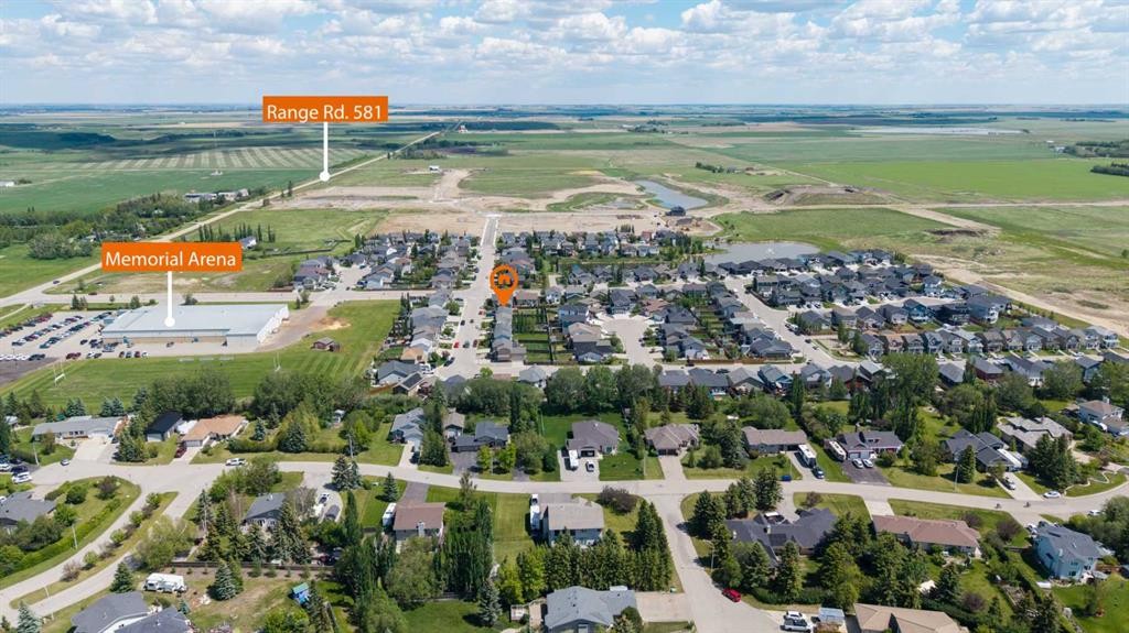 9 Mackenzie Way, Carstairs, AB