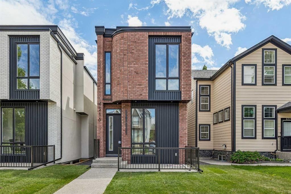 4216 16 Street Sw, Calgary, AB - Outdoor With Facade