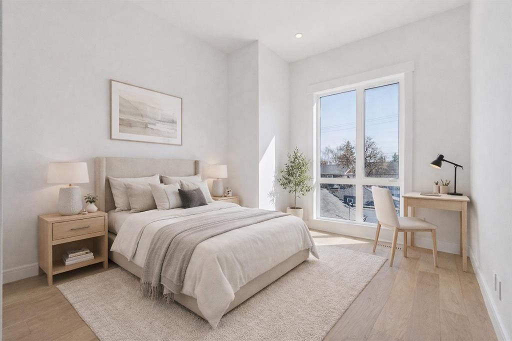4216 16 Street Sw, Calgary, AB - Indoor Photo Showing Bedroom