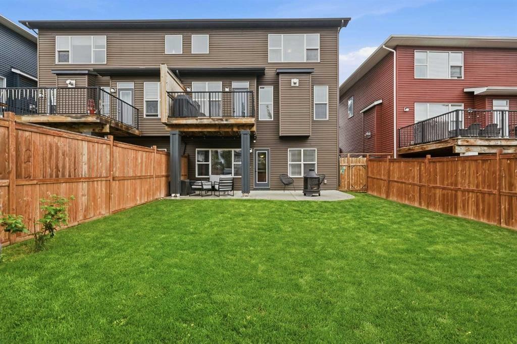 26 Crestbrook Drive Sw, Calgary, AB
