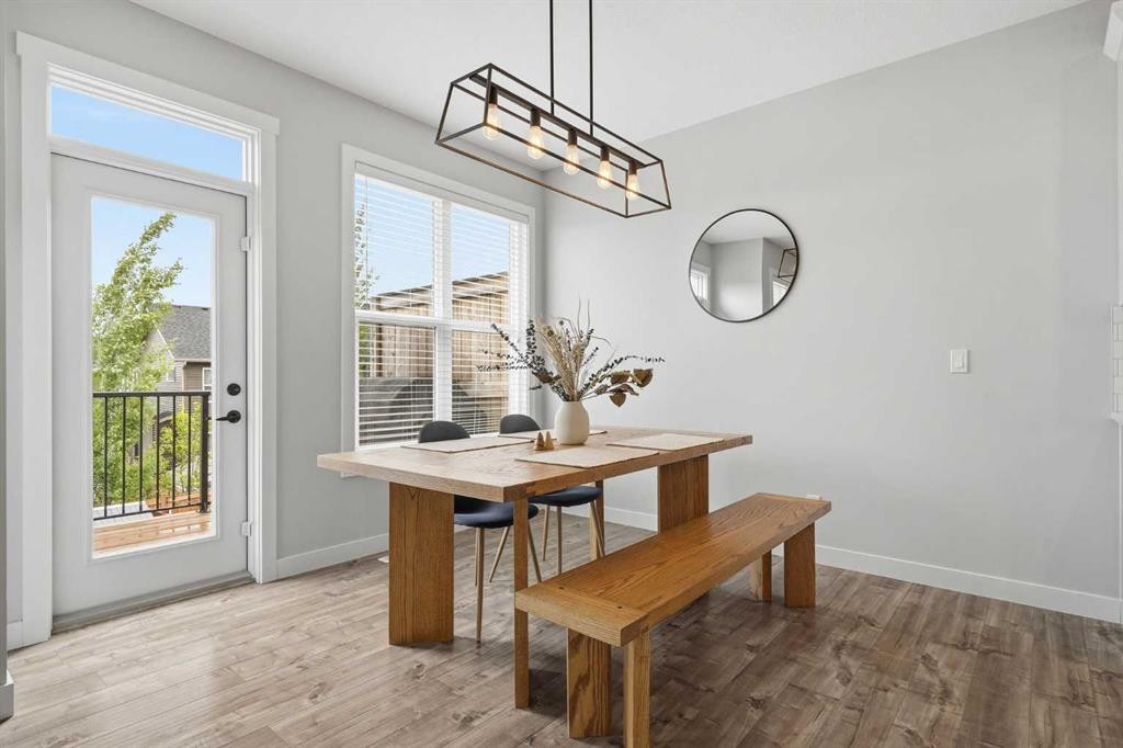 26 Crestbrook Drive Sw, Calgary, AB