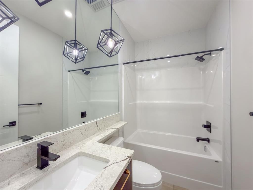 132 Belvedere Drive Se, Calgary, AB