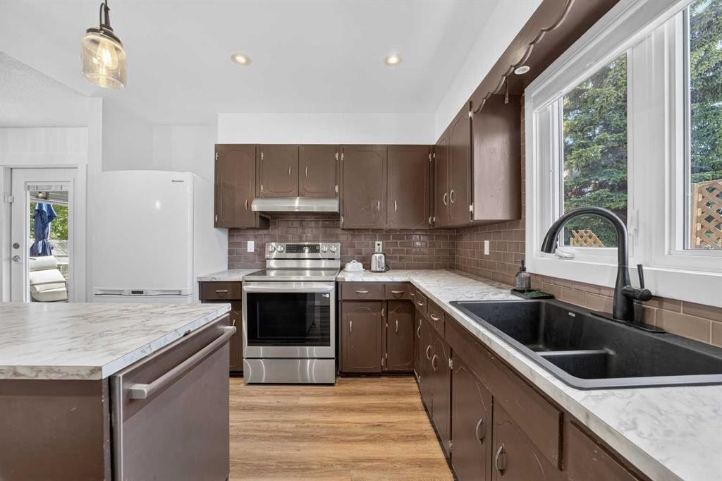 7 Westhill Drive, Didsbury, AB