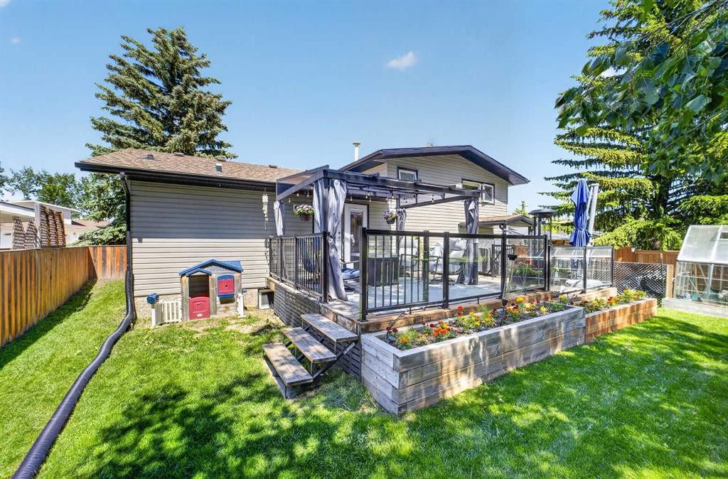 7 Westhill Drive, Didsbury, AB