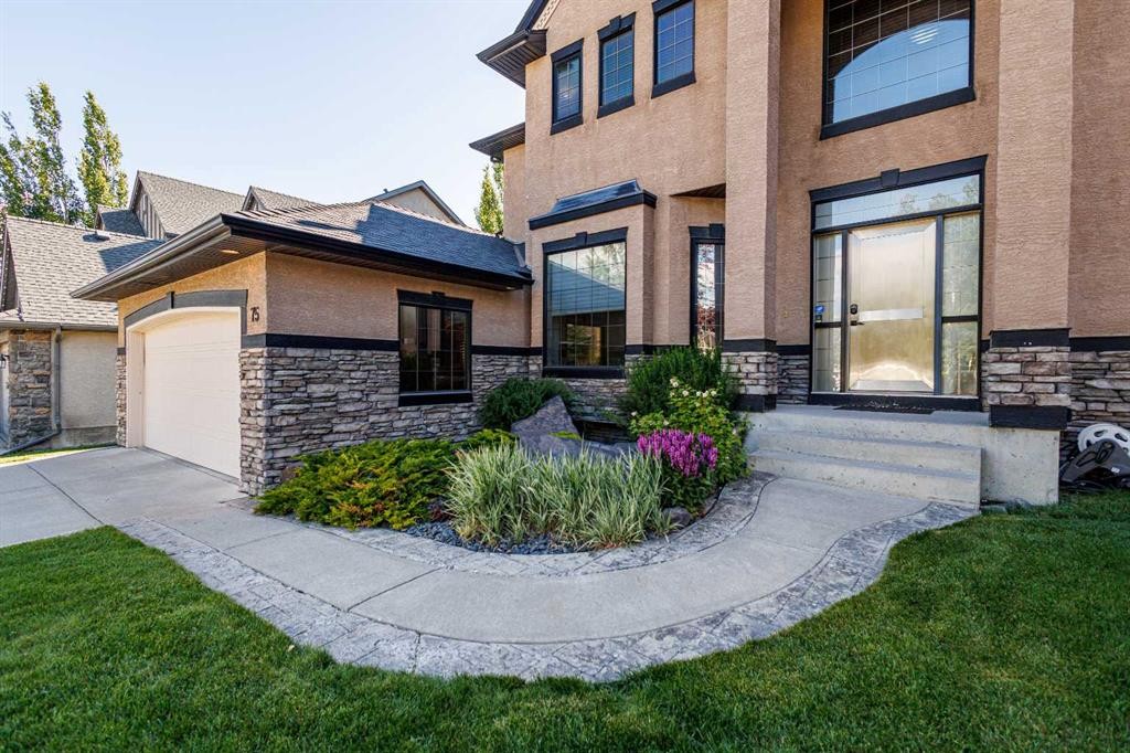 75 Discovery Ridge Mount Sw, Calgary, AB - Outdoor