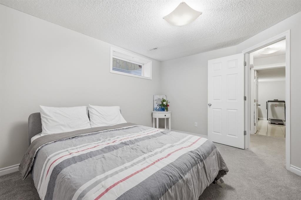 331 Millview Bay Sw, Calgary, AB