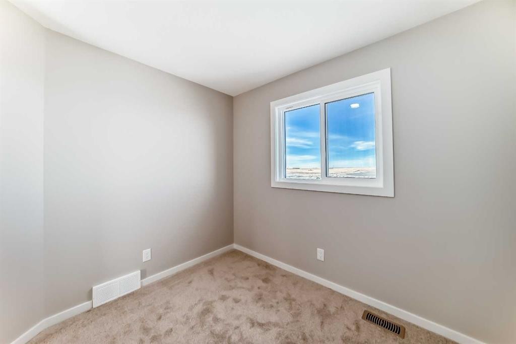 3037 Lanark Boulevard Se, Airdrie, AB