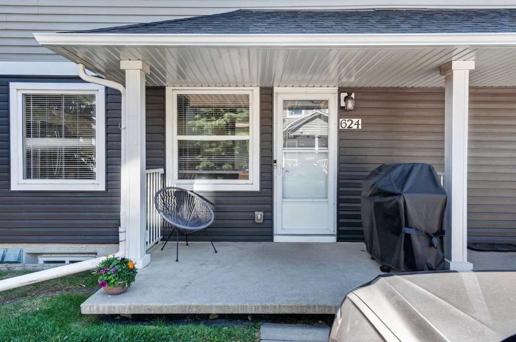 624 Regal Park Ne, Calgary, AB