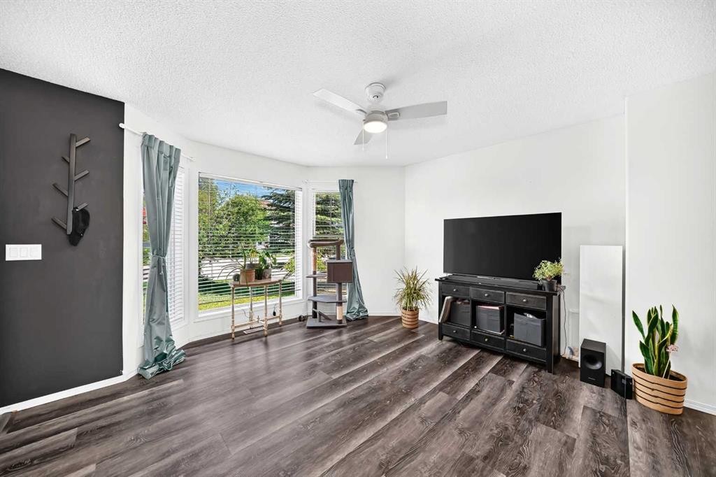 127 Cramond Place Se, Calgary, AB