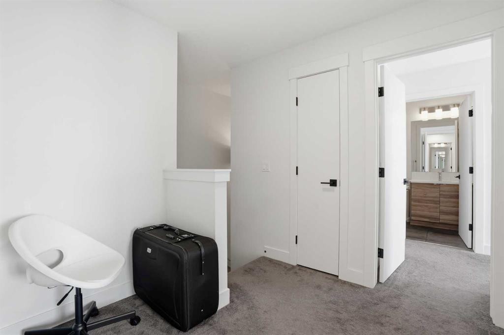 402-10060 46 Street Ne, Calgary, AB