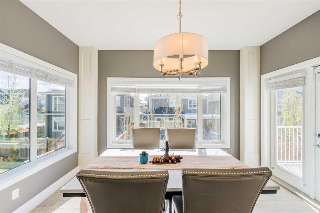 174 Aspen Vista Way Sw, Calgary, AB