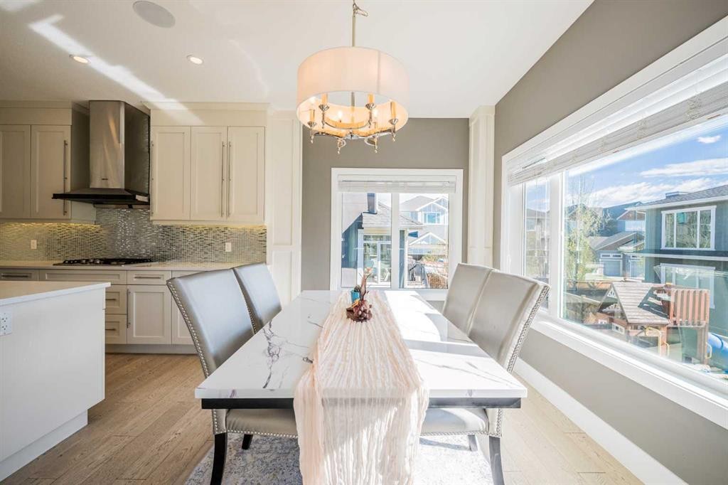 174 Aspen Vista Way Sw, Calgary, AB