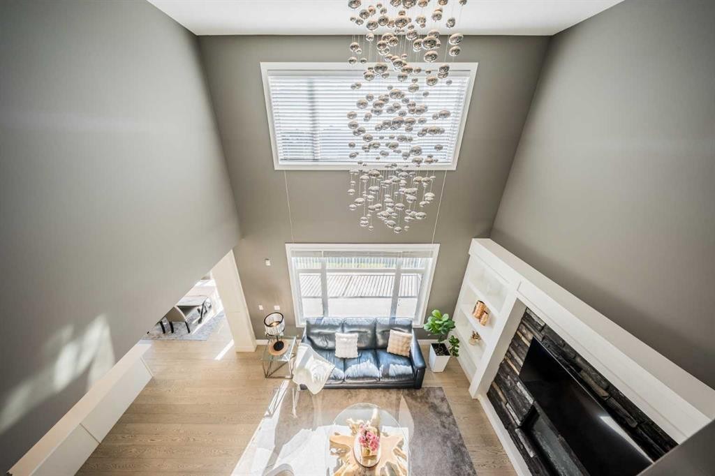 174 Aspen Vista Way Sw, Calgary, AB