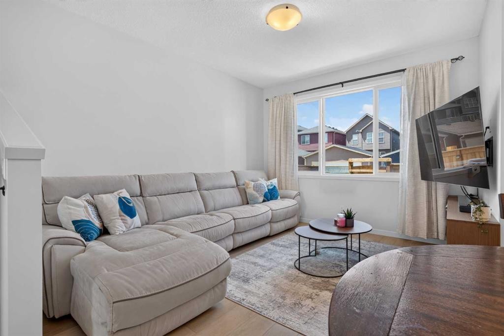 257 Edith Green Nw, Calgary, AB