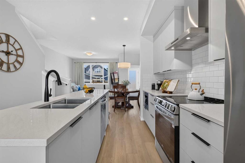 257 Edith Green Nw, Calgary, AB