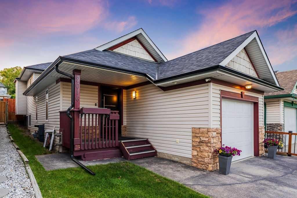 2016 Country Hills Circle Nw, Calgary, AB - Outdoor With Deck Patio Veranda