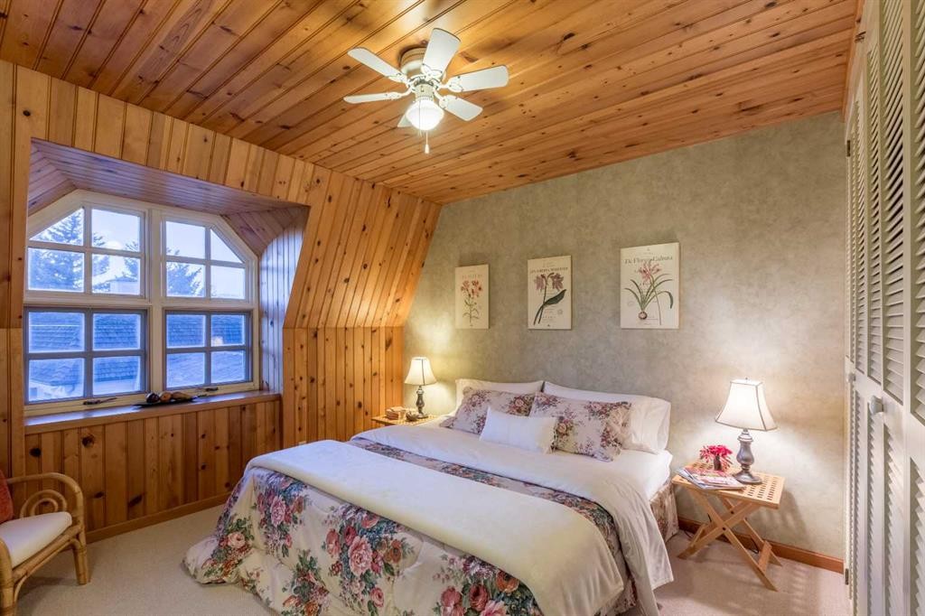 41320 Range Road 232, Rural Lacombe County, AB - Indoor Photo Showing Bedroom