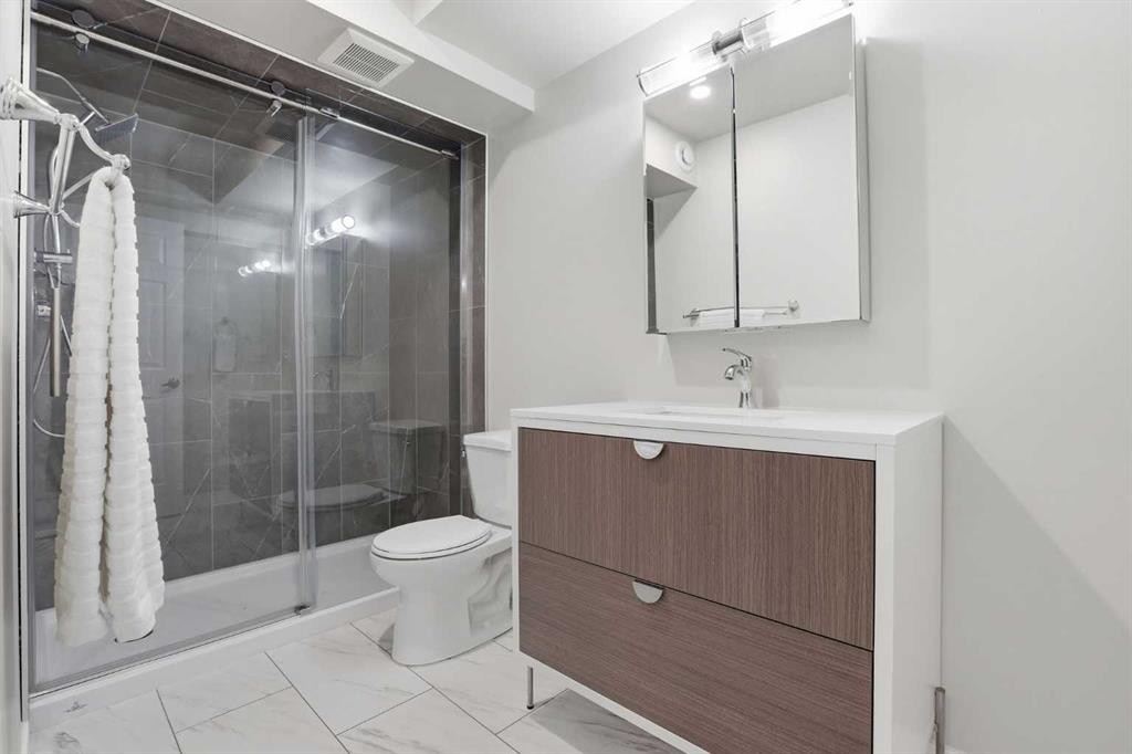 121 Canoe Square Sw, Airdrie, AB