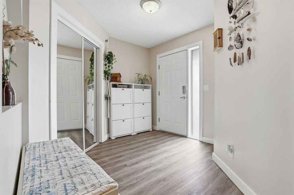 121 Canoe Square Sw, Airdrie, AB