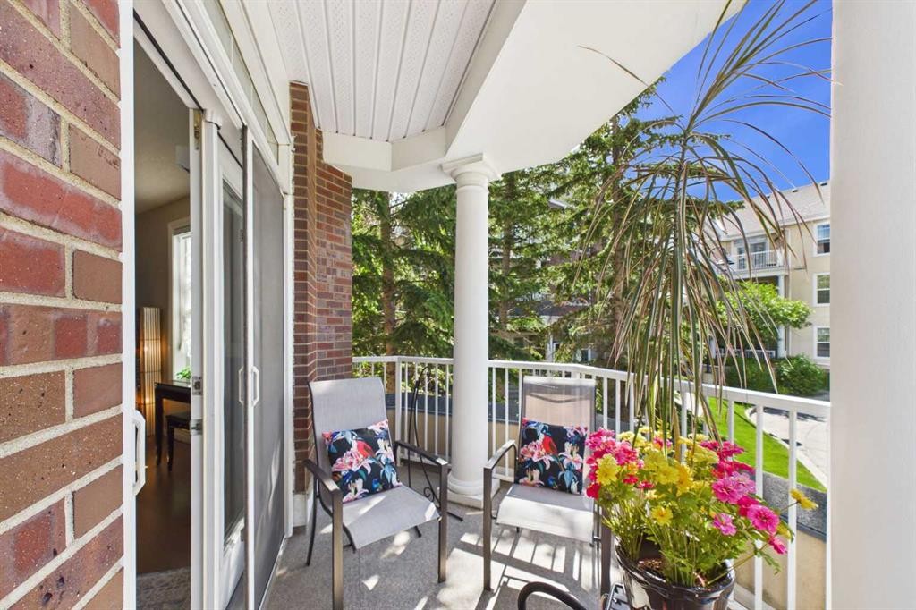254-3000 Marda Link Sw, Calgary, AB - Outdoor