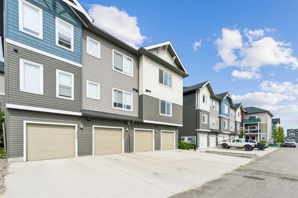 1002-24 Rivercrest Drive, Cochrane, AB