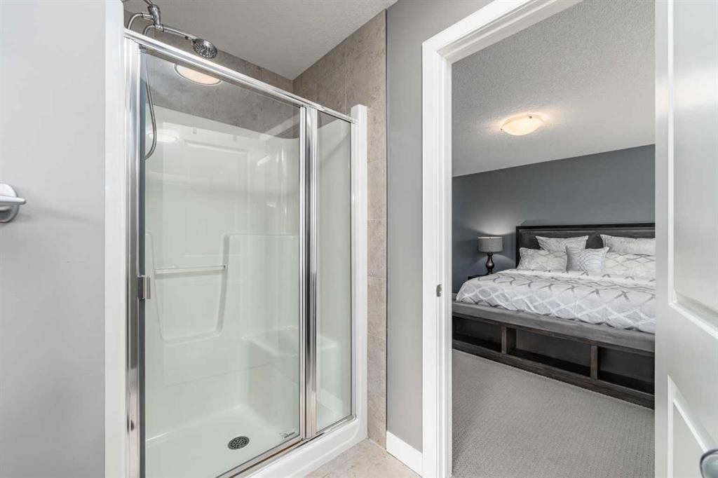 141 Copperpond Bay Se, Calgary, AB