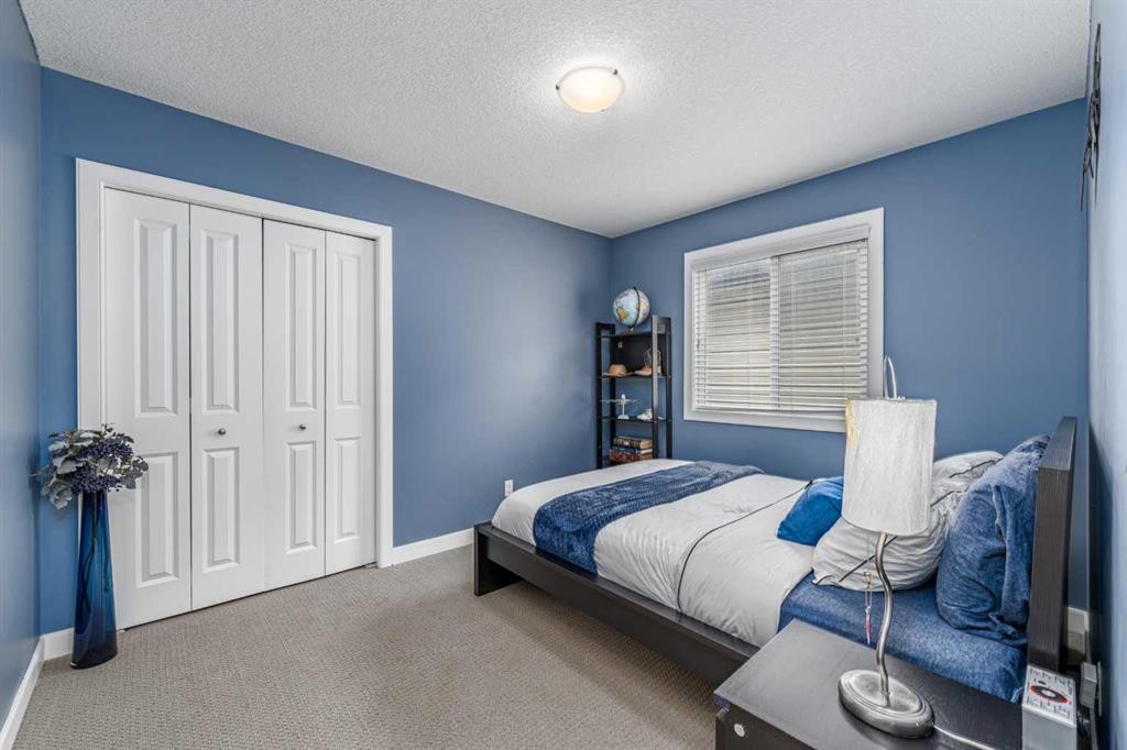 141 Copperpond Bay Se, Calgary, AB