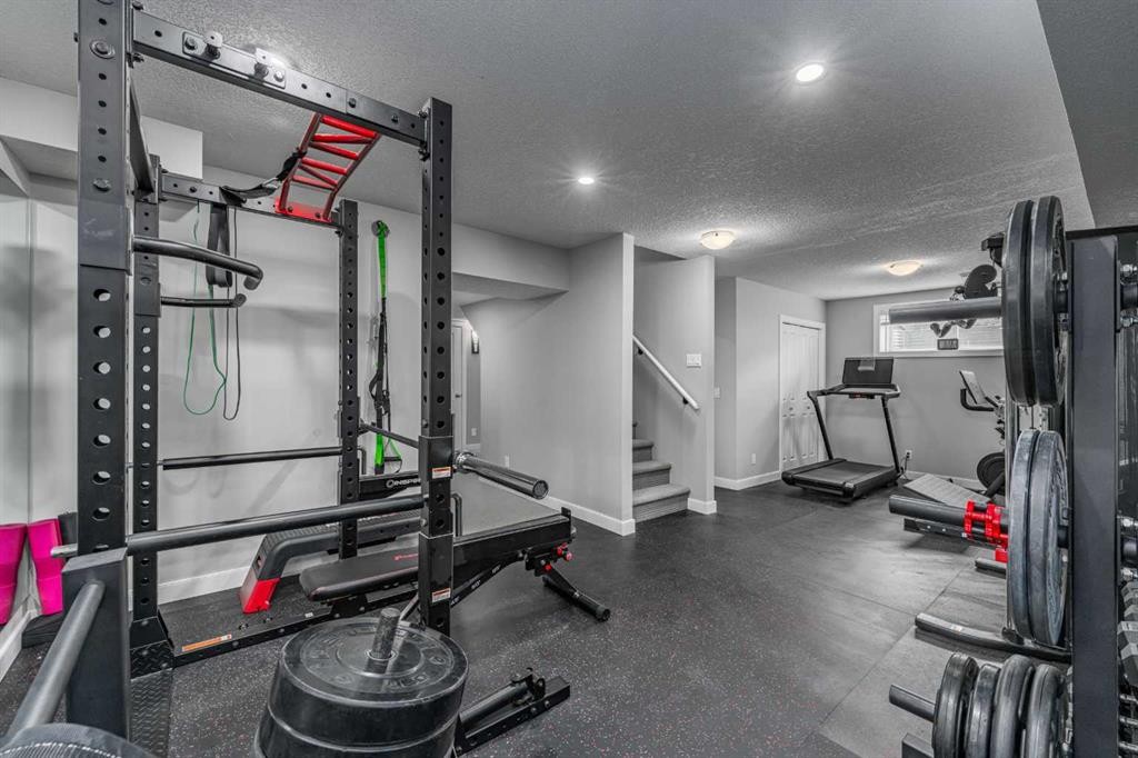 141 Copperpond Bay Se, Calgary, AB