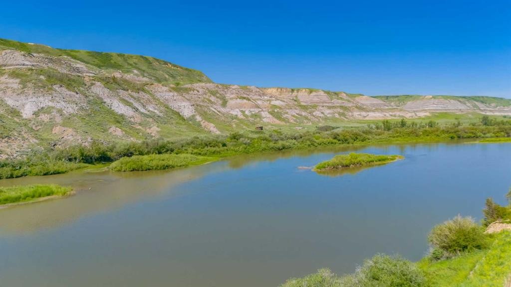 235 5 Street, Drumheller, AB