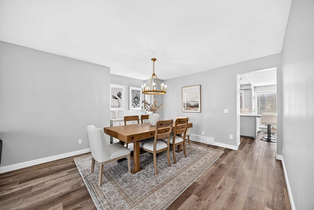 47 Canterbury Court Sw, Calgary, AB - Indoor Photo Showing Dining Room