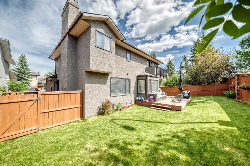 47 Canterbury Court Sw, Calgary, AB - Outdoor