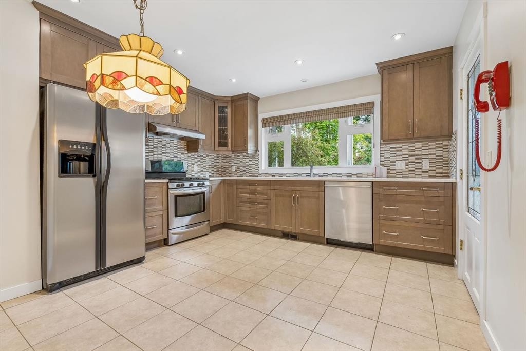3217 Elbow Drive Sw, Calgary, AB