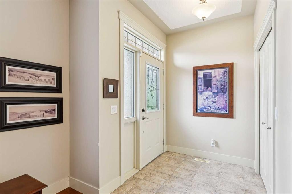 446 18 Avenue Ne, Calgary, AB - Indoor Photo Showing Other Room