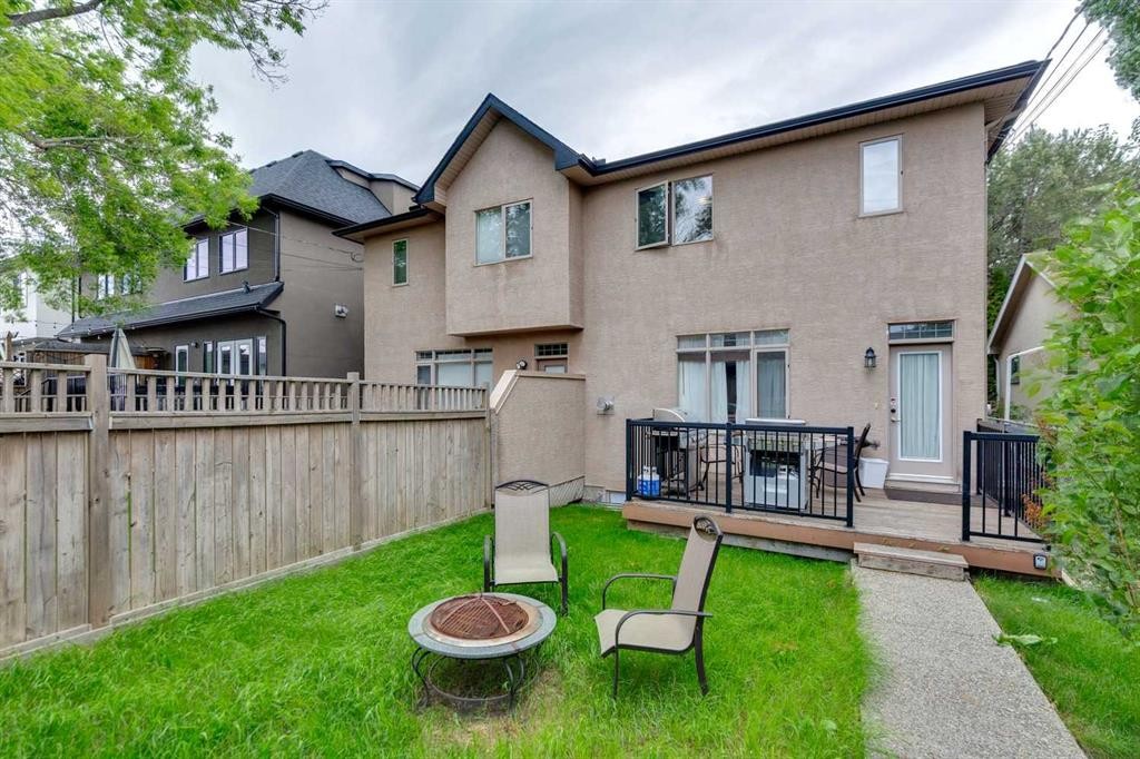 446 18 Avenue Ne, Calgary, AB - Outdoor With Deck Patio Veranda With Exterior
