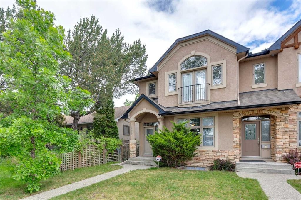 446 18 Avenue Ne, Calgary, AB - Outdoor With Facade