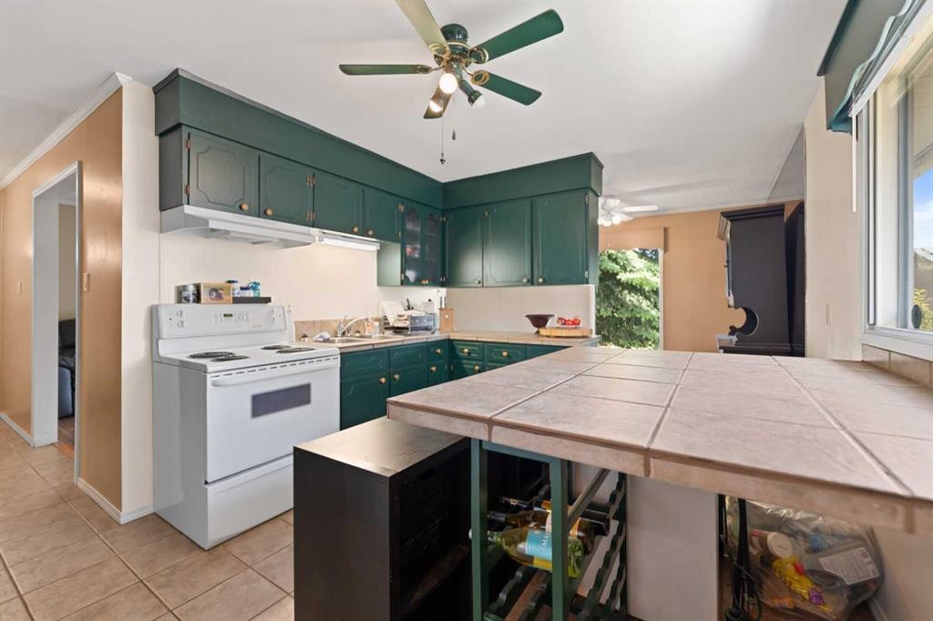 6756 Huntchester Road Ne, Calgary, AB