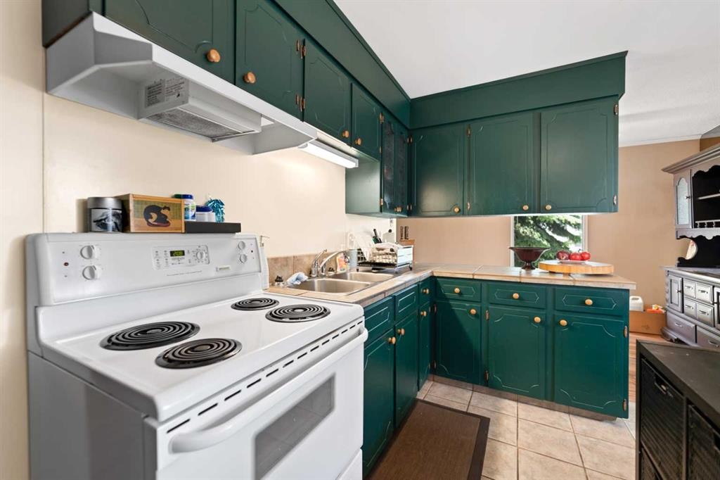 6756 Huntchester Road Ne, Calgary, AB