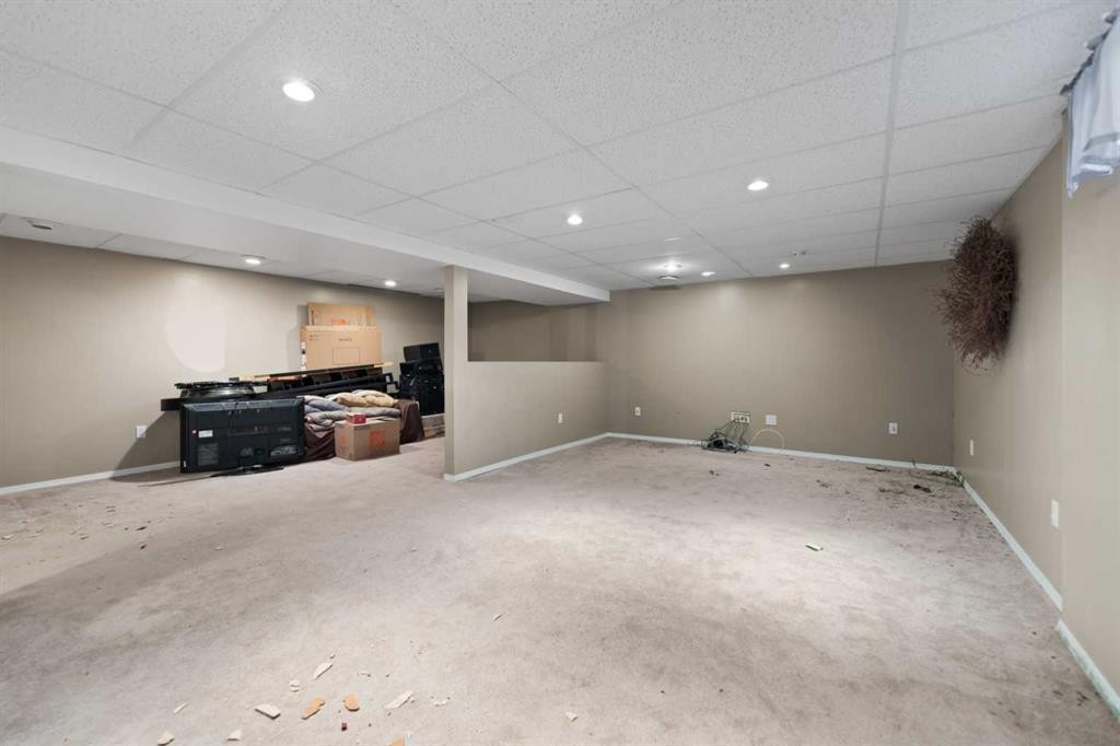 6756 Huntchester Road Ne, Calgary, AB