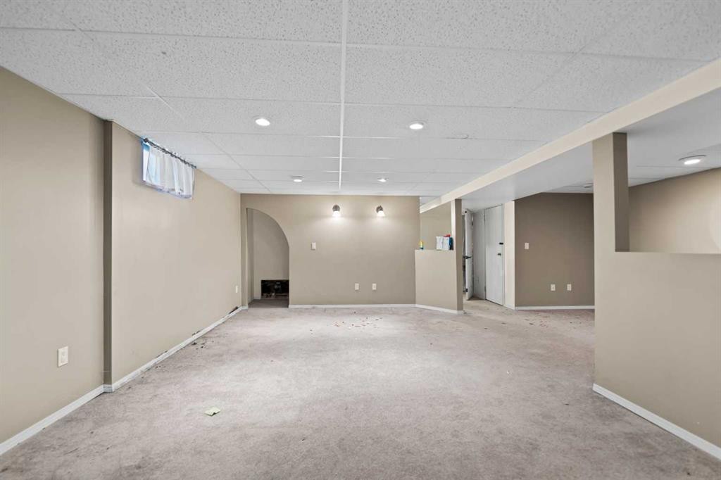 6756 Huntchester Road Ne, Calgary, AB