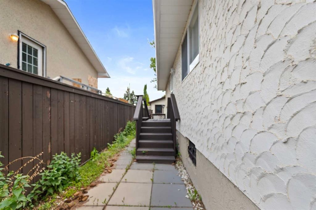 6756 Huntchester Road Ne, Calgary, AB