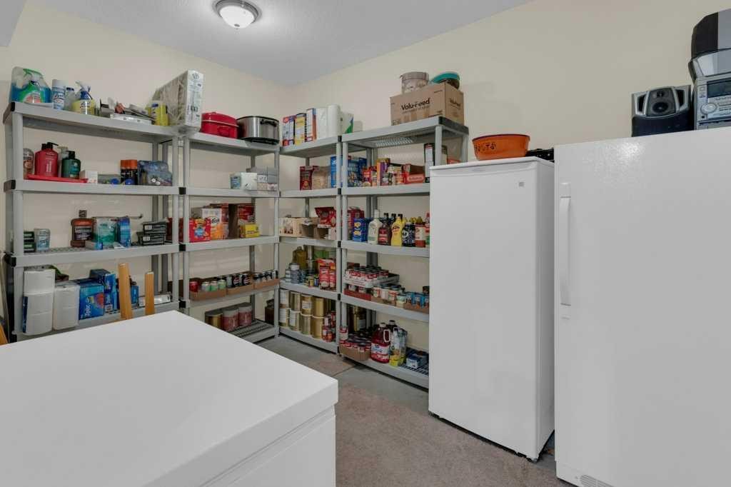 161 Hillcrest Boulevard, Strathmore, AB