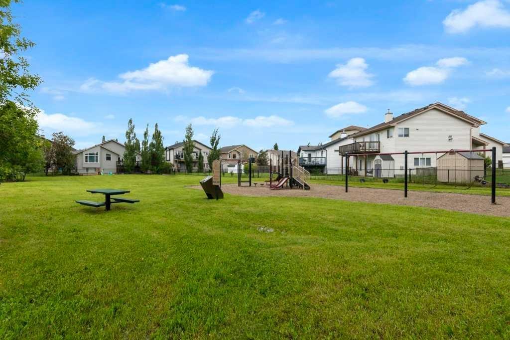 161 Hillcrest Boulevard, Strathmore, AB