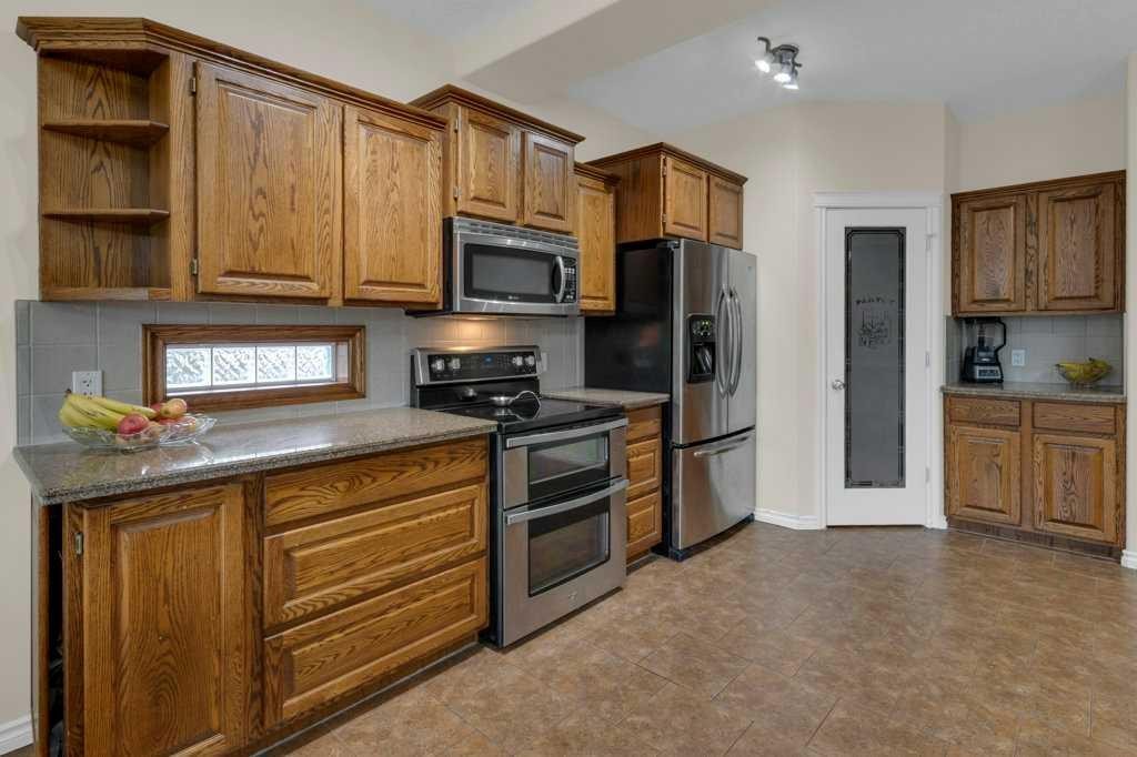 161 Hillcrest Boulevard, Strathmore, AB