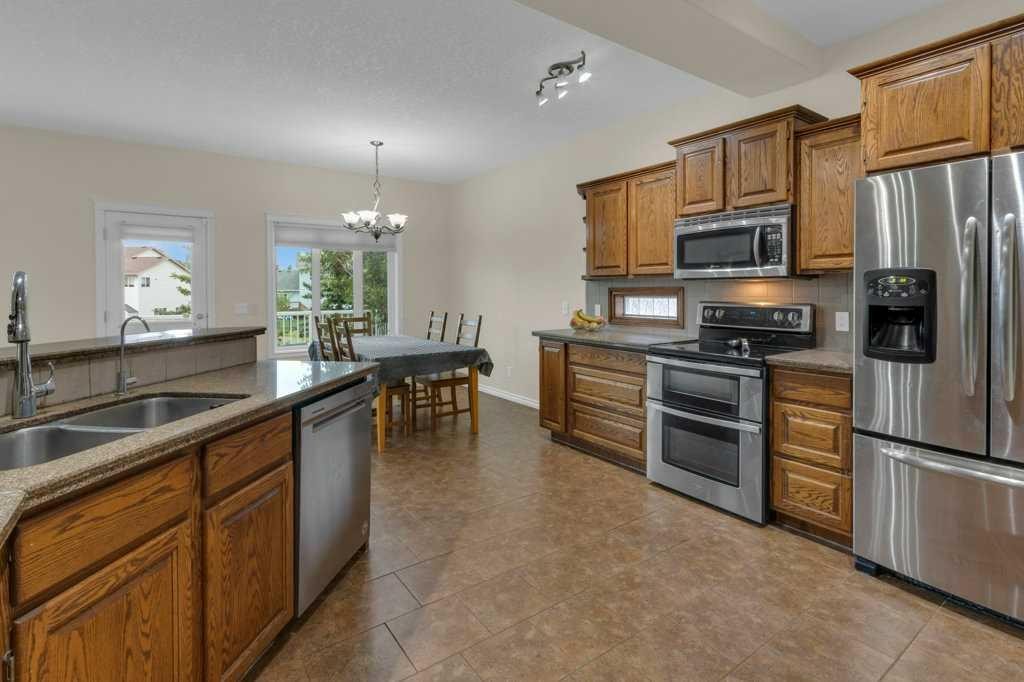 161 Hillcrest Boulevard, Strathmore, AB