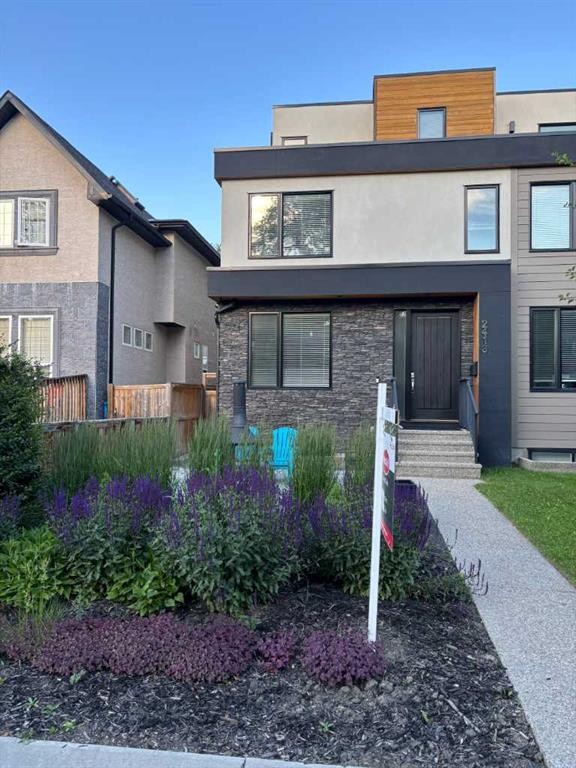 2418 24A Street Sw, Calgary, AB