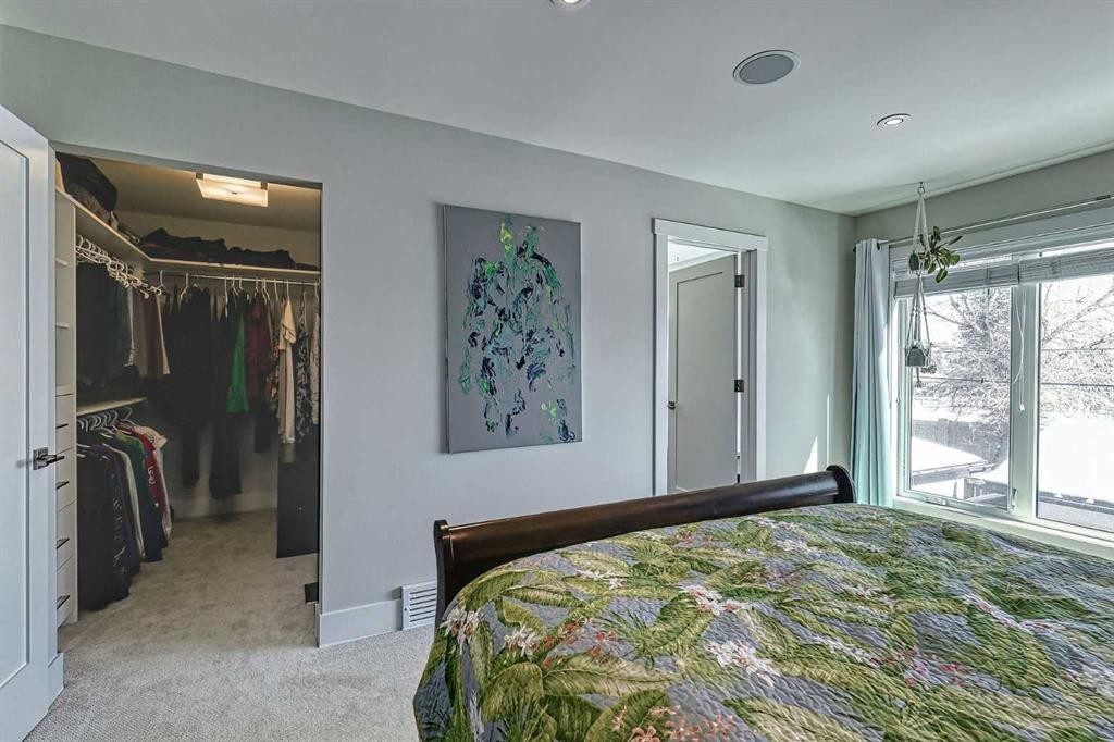 2418 24A Street Sw, Calgary, AB