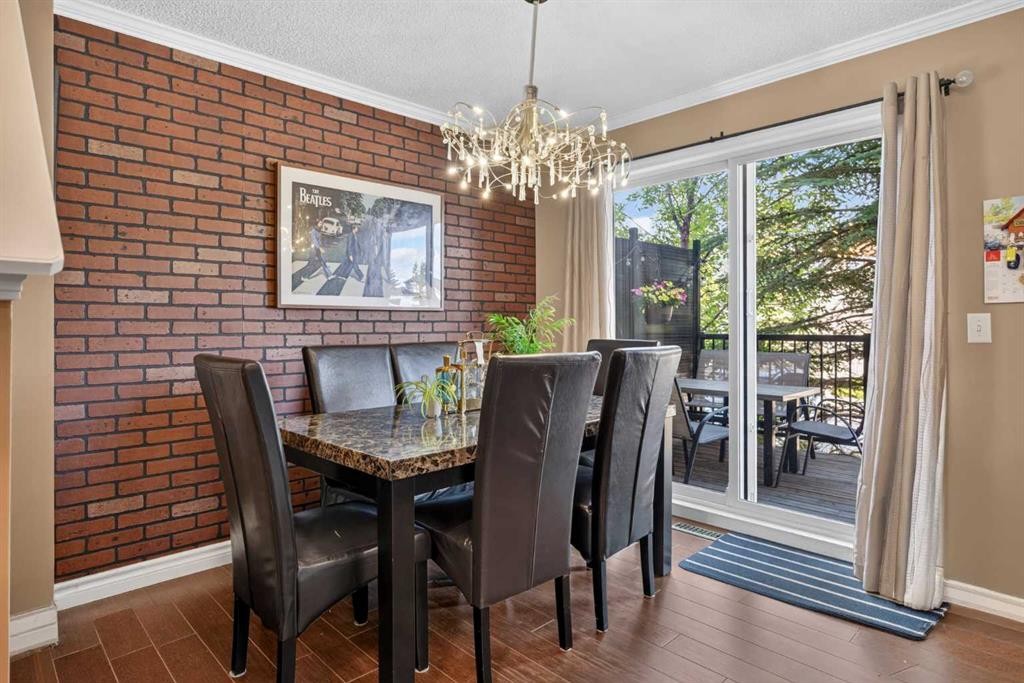 22 Panatella Park Nw, Calgary, AB - Indoor Photo Showing Dining Room