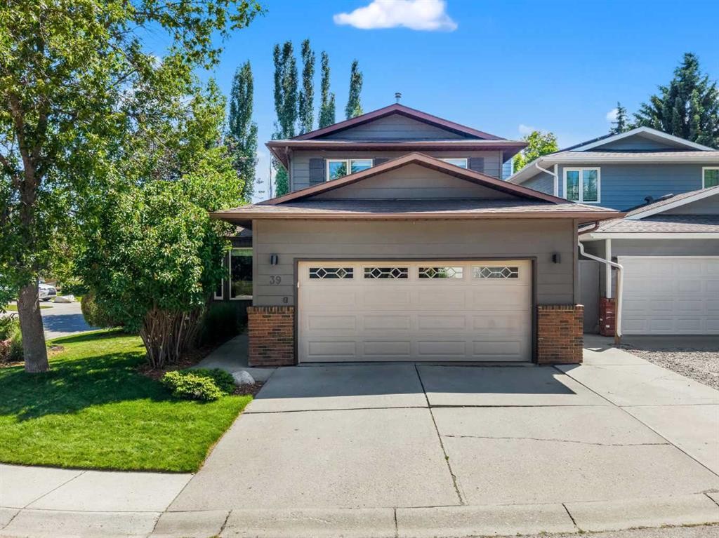 39 Deermoss Place Se, Calgary, AB