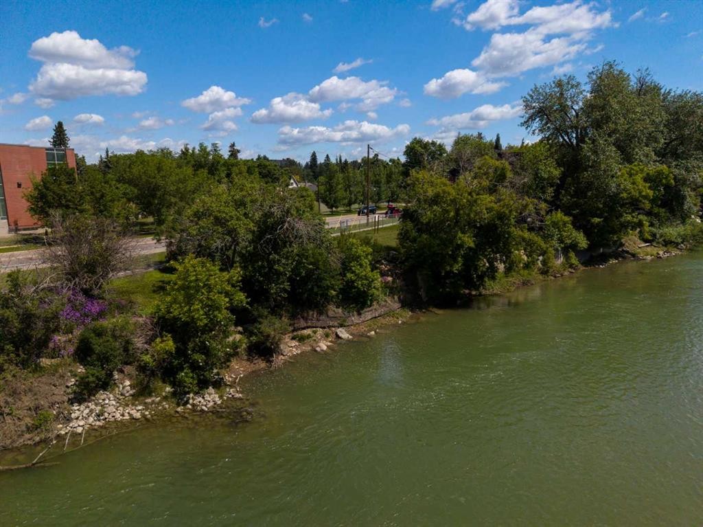 715 Sifton Boulevard Sw, Calgary, AB