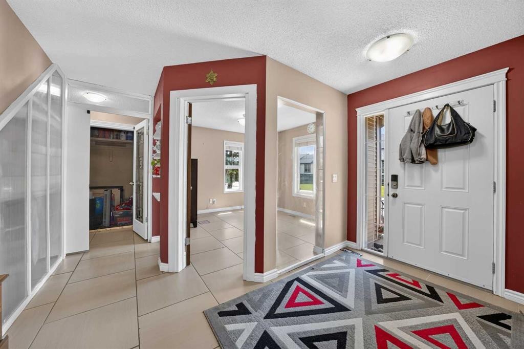 202 Silverado Range Place Sw, Calgary, AB - Indoor Photo Showing Other Room